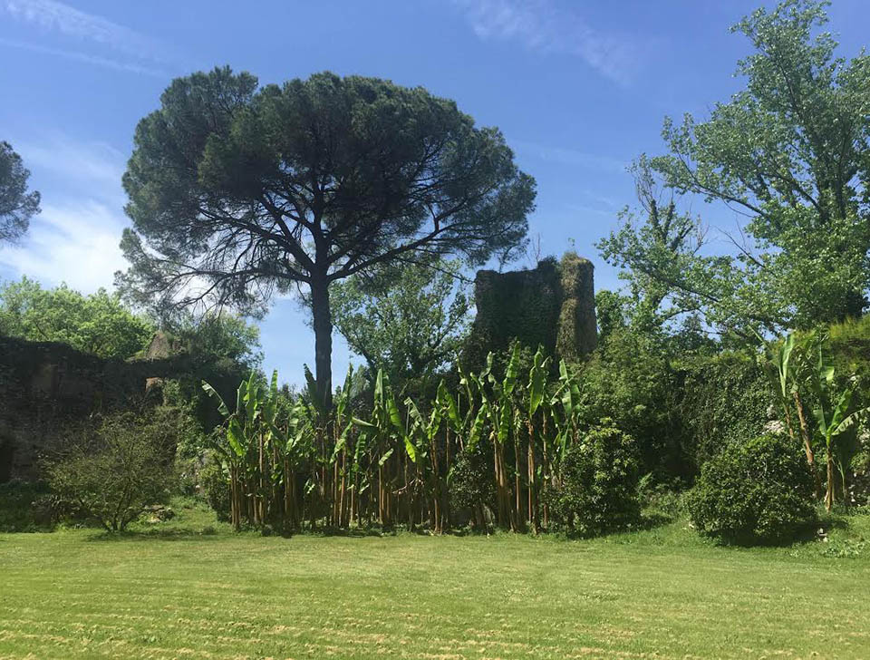 Giardino di Ninfa un monumento naturale da non perdere